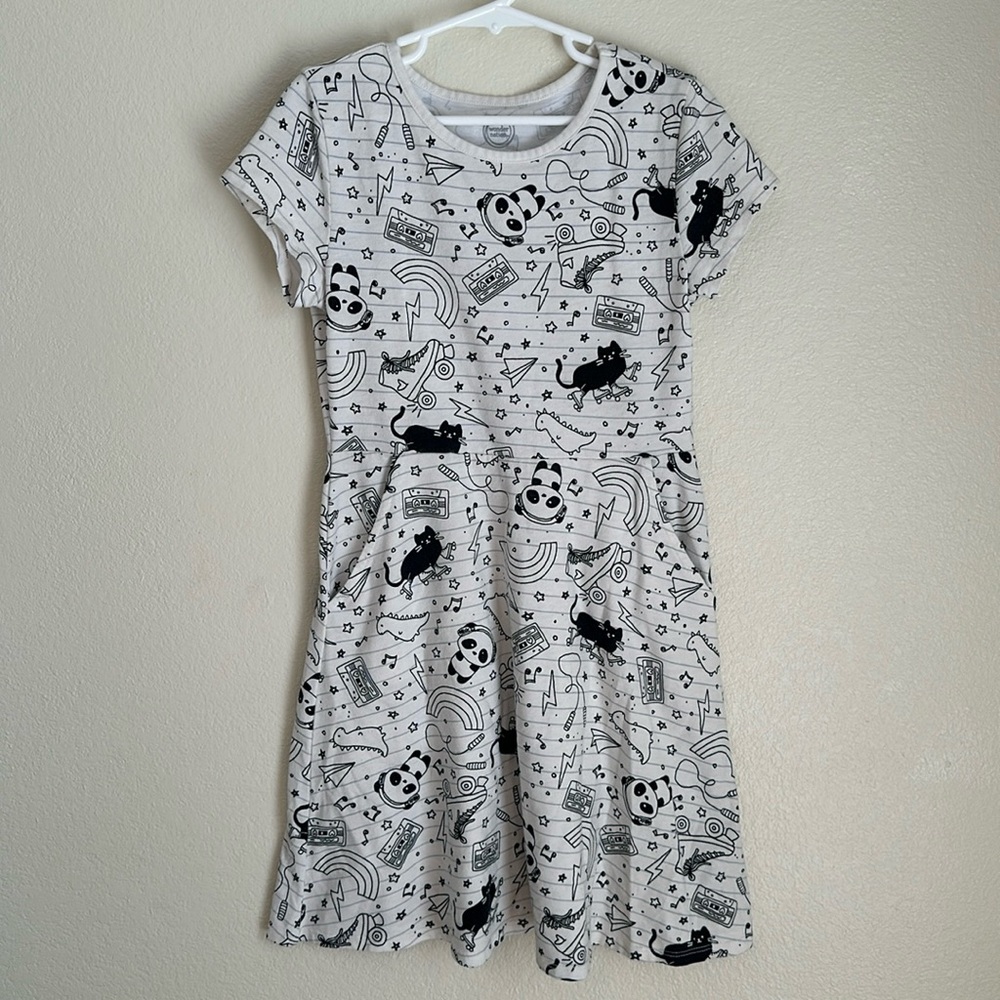 🌸Wonder Nation Doodle Dress🌸